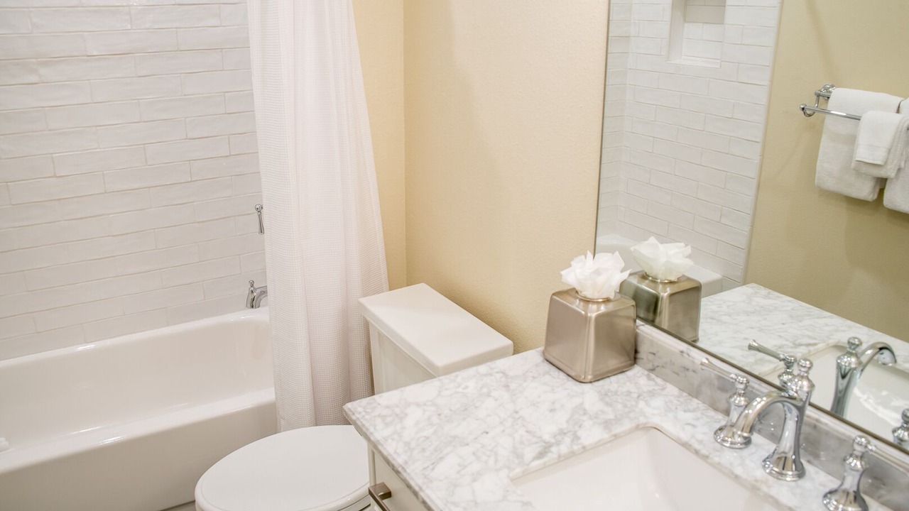 Photo of Bathroom in Elkhorn