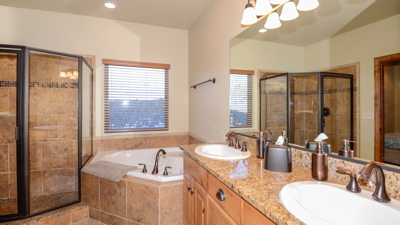 Photo of Bathroom in Wolf Creek