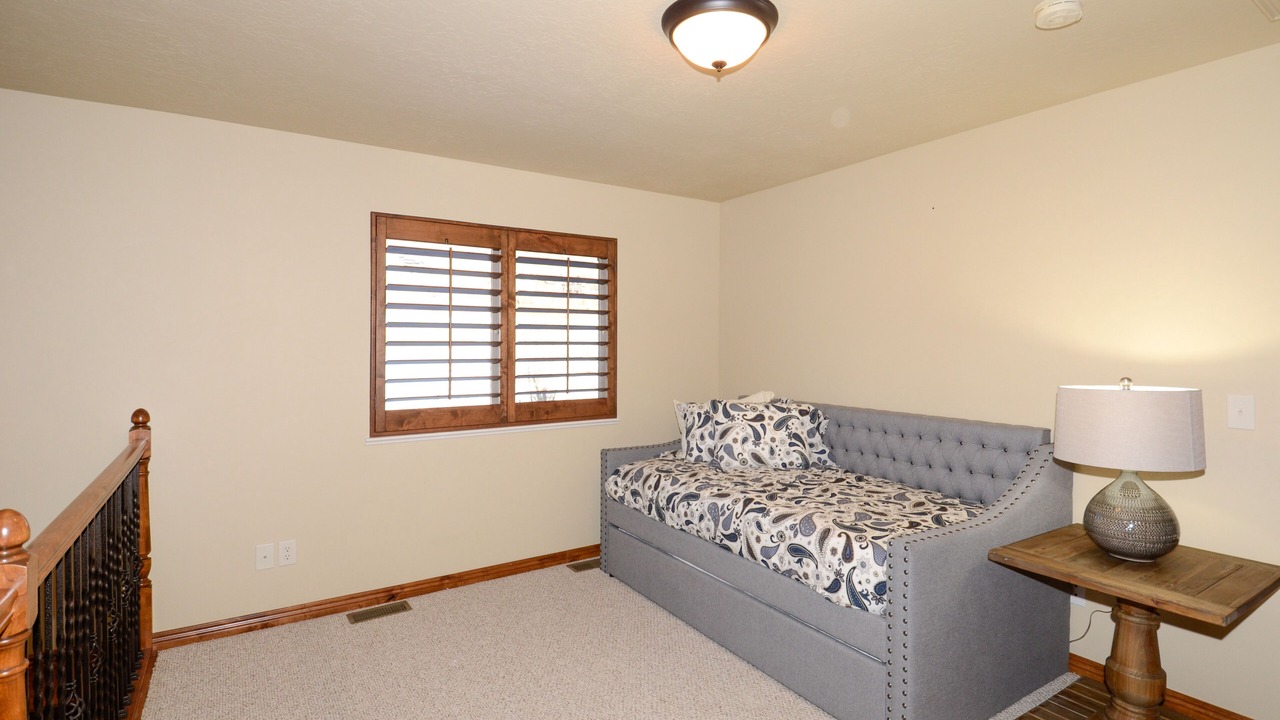 Photo of Livingroom in Wolf Creek