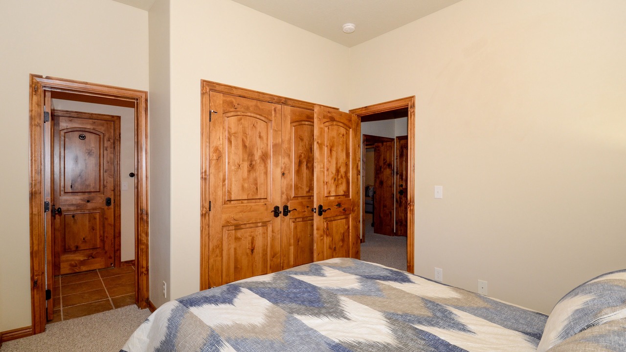 Photo of Bedroom in Wolf Creek