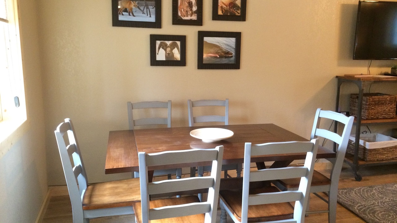 Photo of Bedroom in West Yellowstone