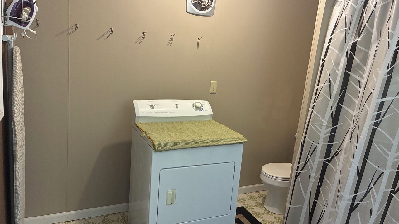 Photo of Bathroom in Fallon County