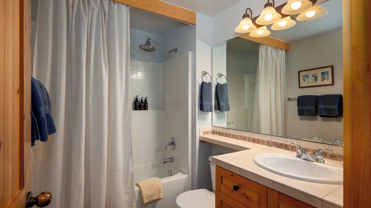 Photo of Bathroom in Warm Springs