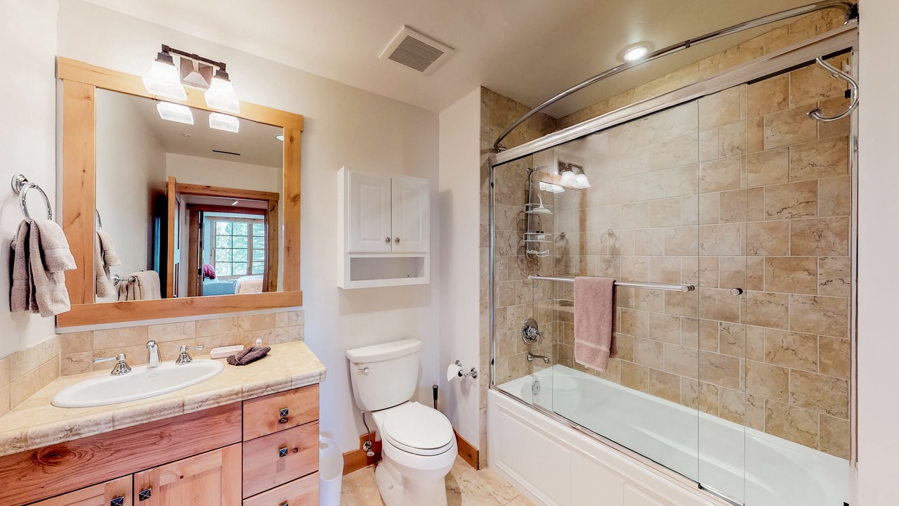 Photo of Bathroom in Elkhorn Village