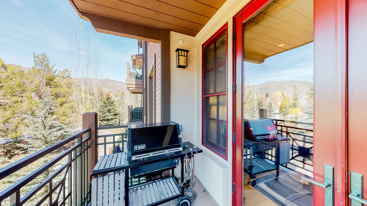 Photo of Outdoor in Elkhorn Village