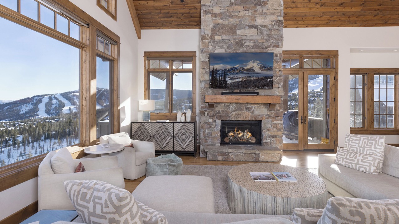 Photo of Livingroom in Saddle Ridge