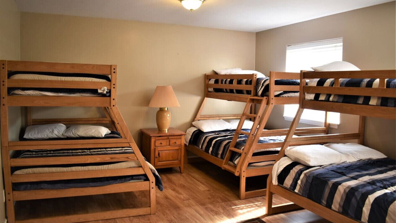 Photo of Bedroom in Harbor Village