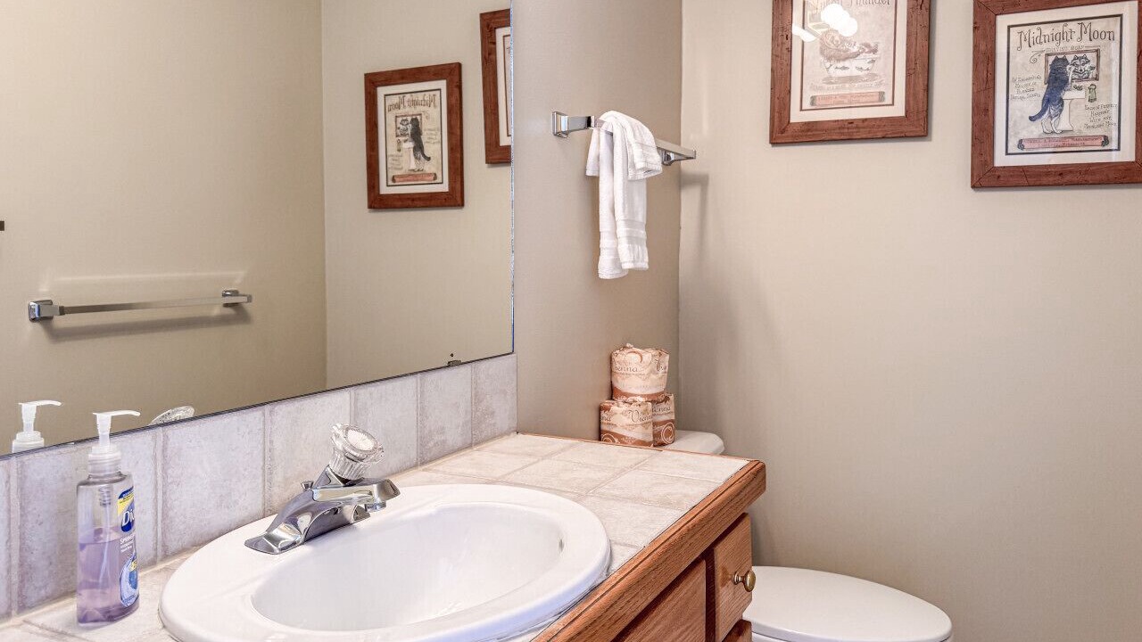 Photo of Bathroom in Harbor Village