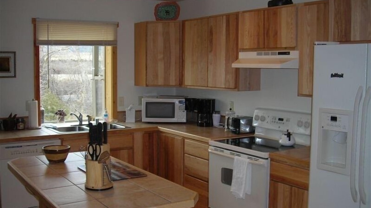 Photo of Kitchen in Emigrant
