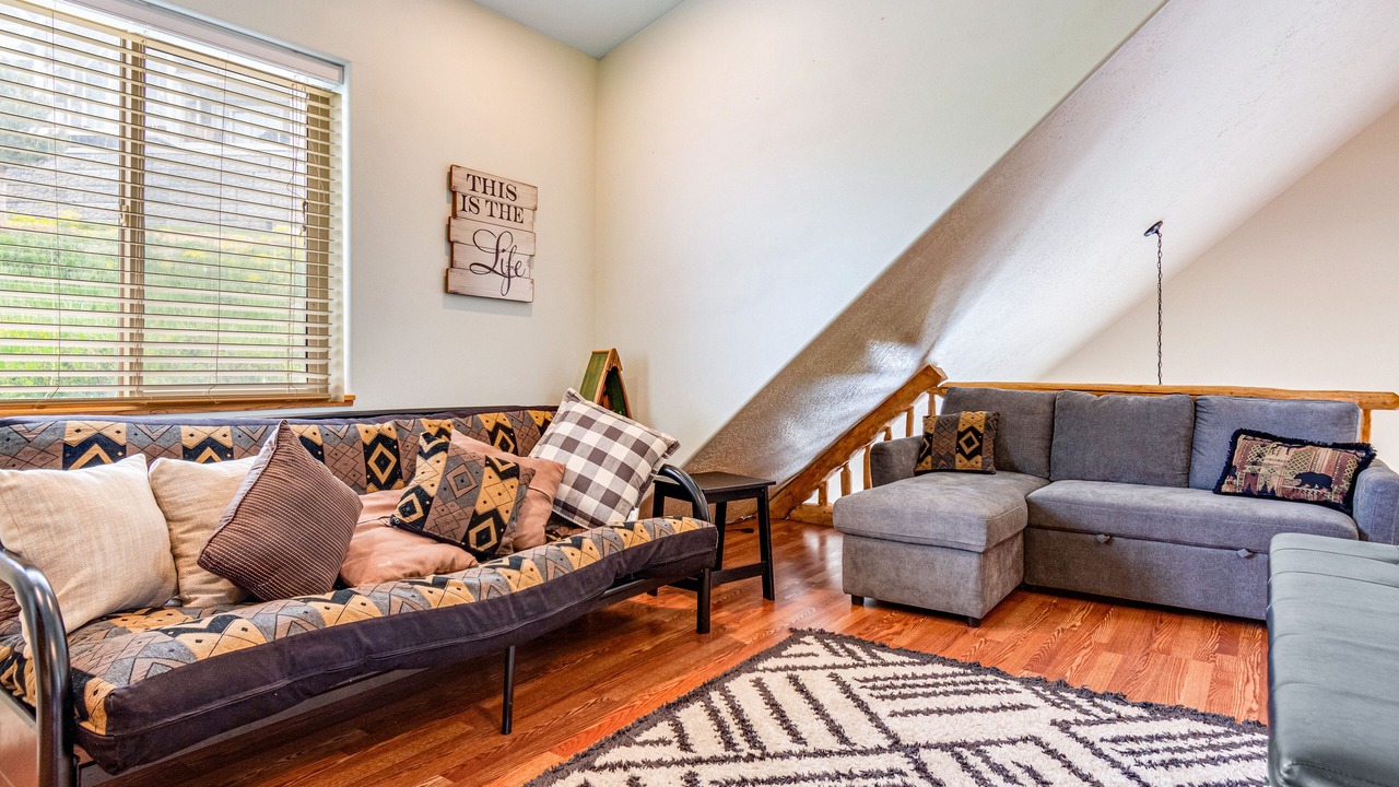 Photo of Livingroom in Harbor Village
