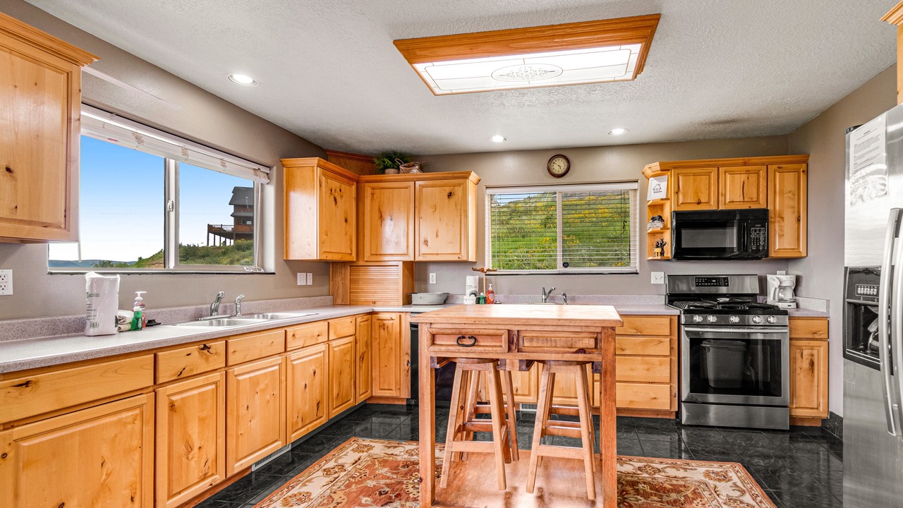 Photo of Kitchen in Harbor Village