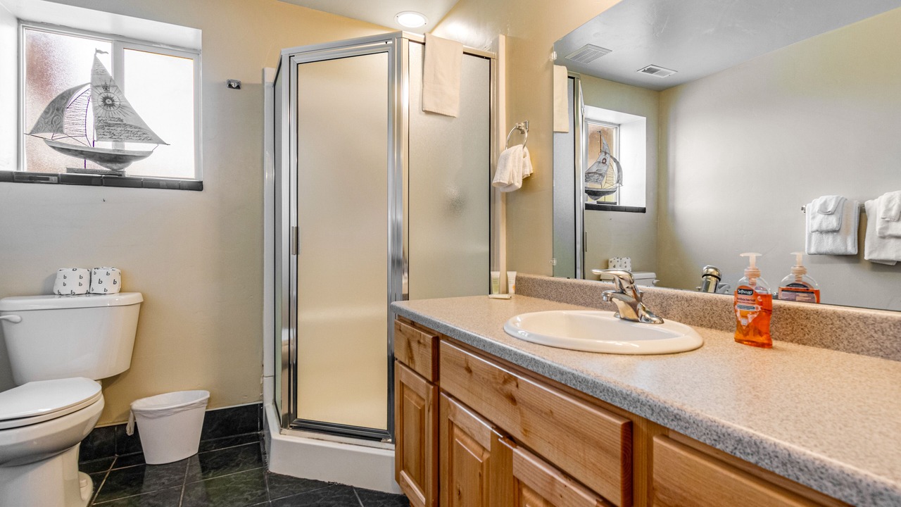 Photo of Bathroom in Harbor Village
