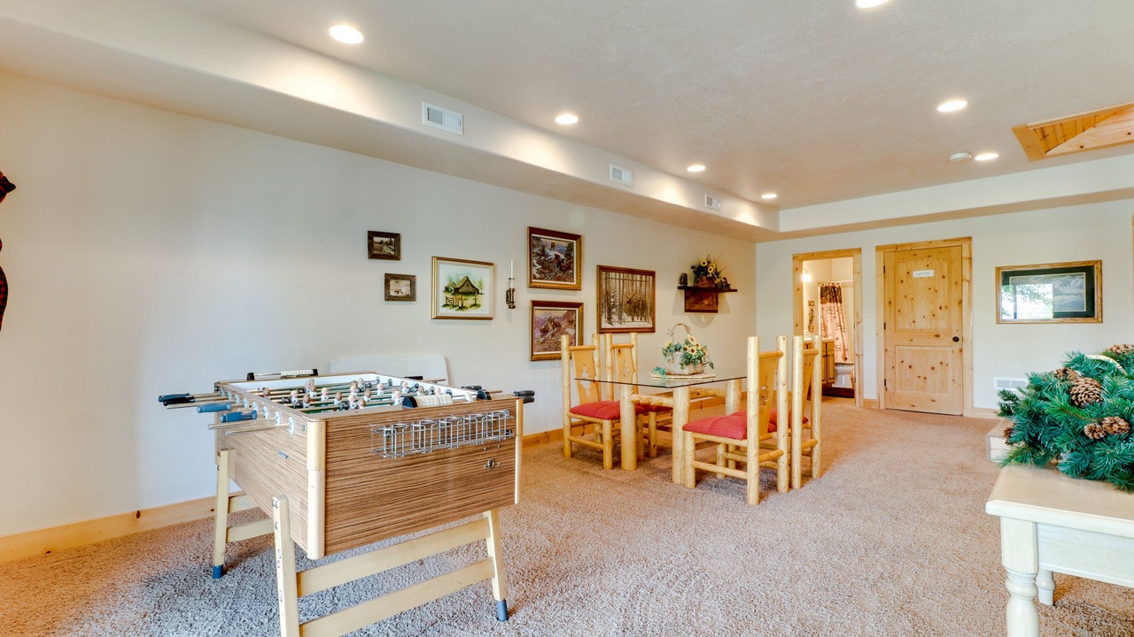Photo of Bedroom in Harbor Village