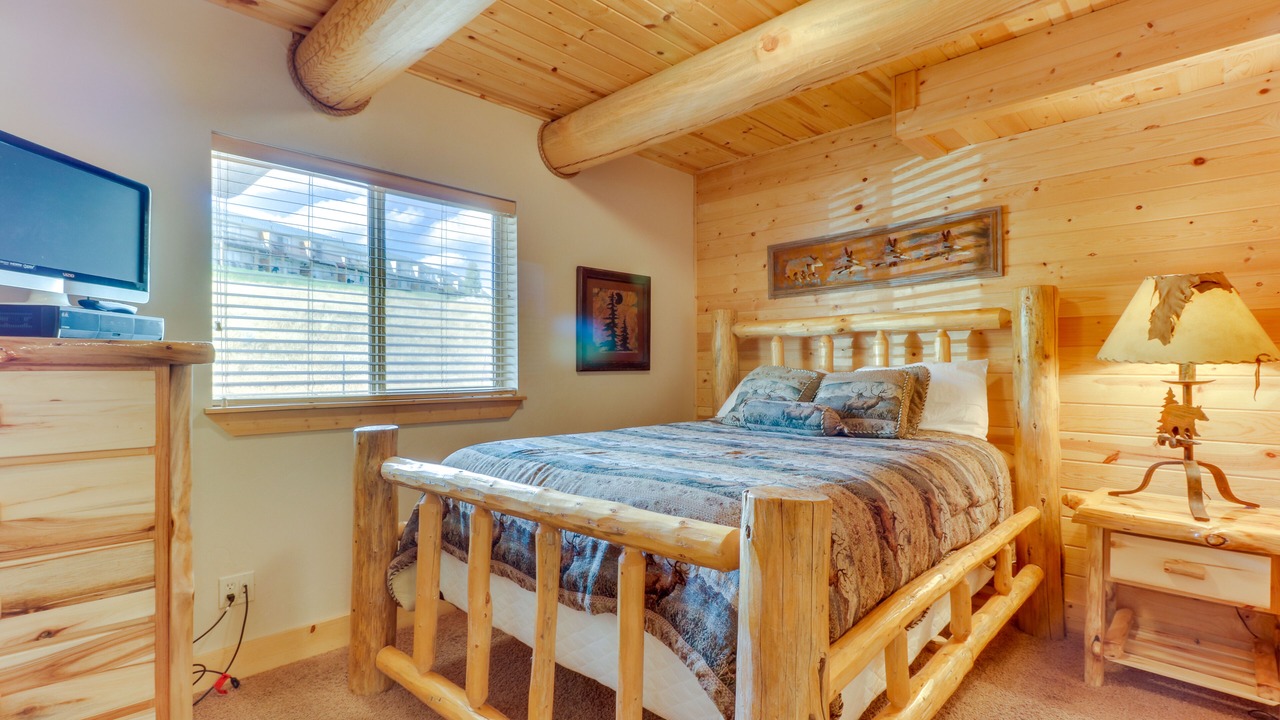 Photo of Bedroom in Harbor Village