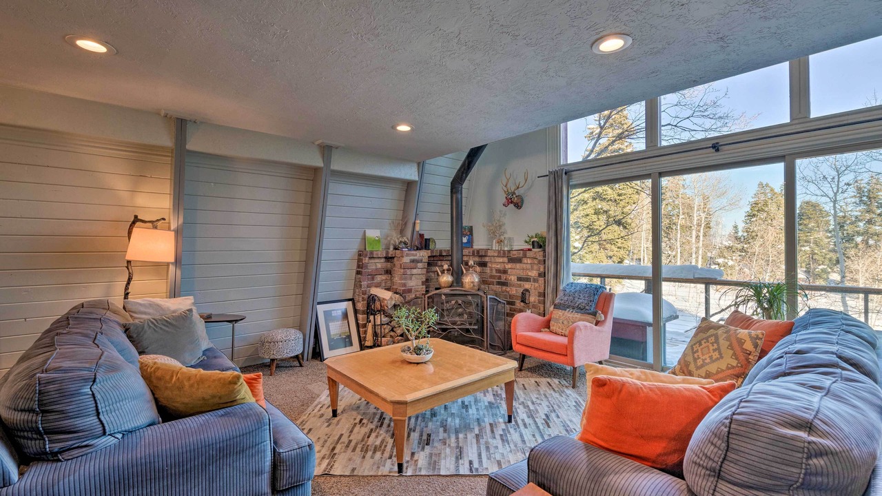 Photo of Bedroom in Tollgate Canyon