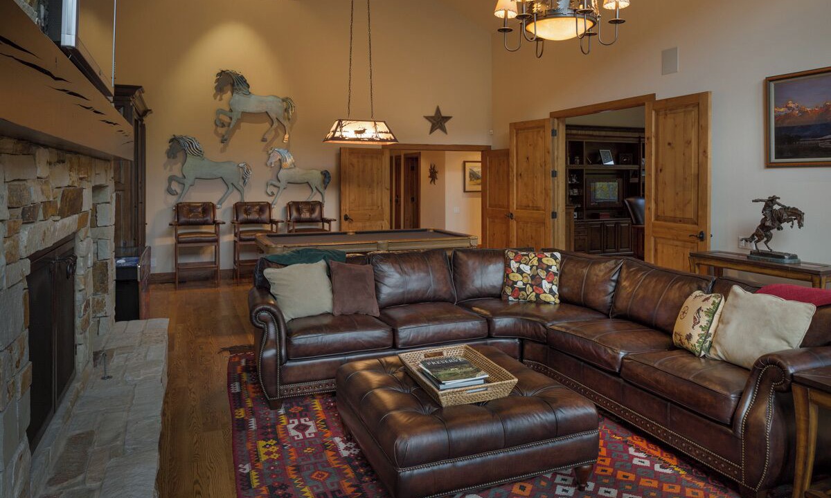 Photo of Livingroom in Elkhorn Village