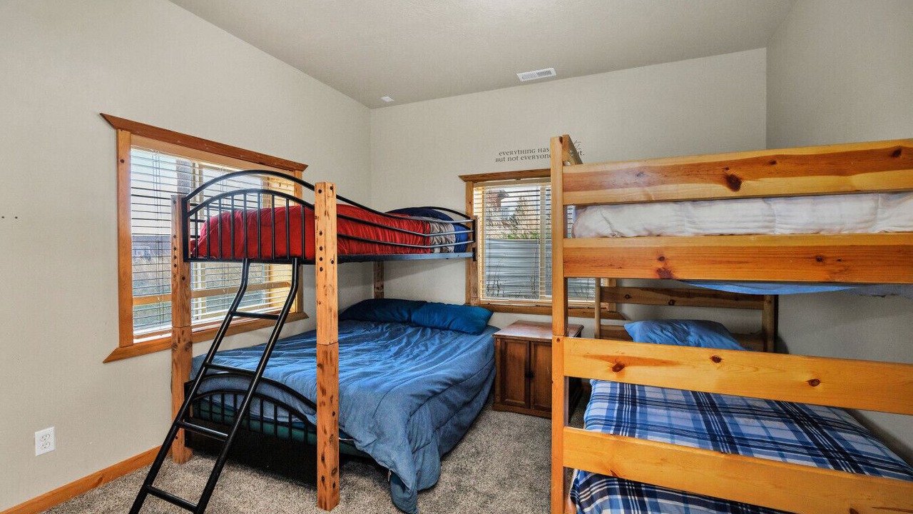 Photo of Bedroom in Garden City