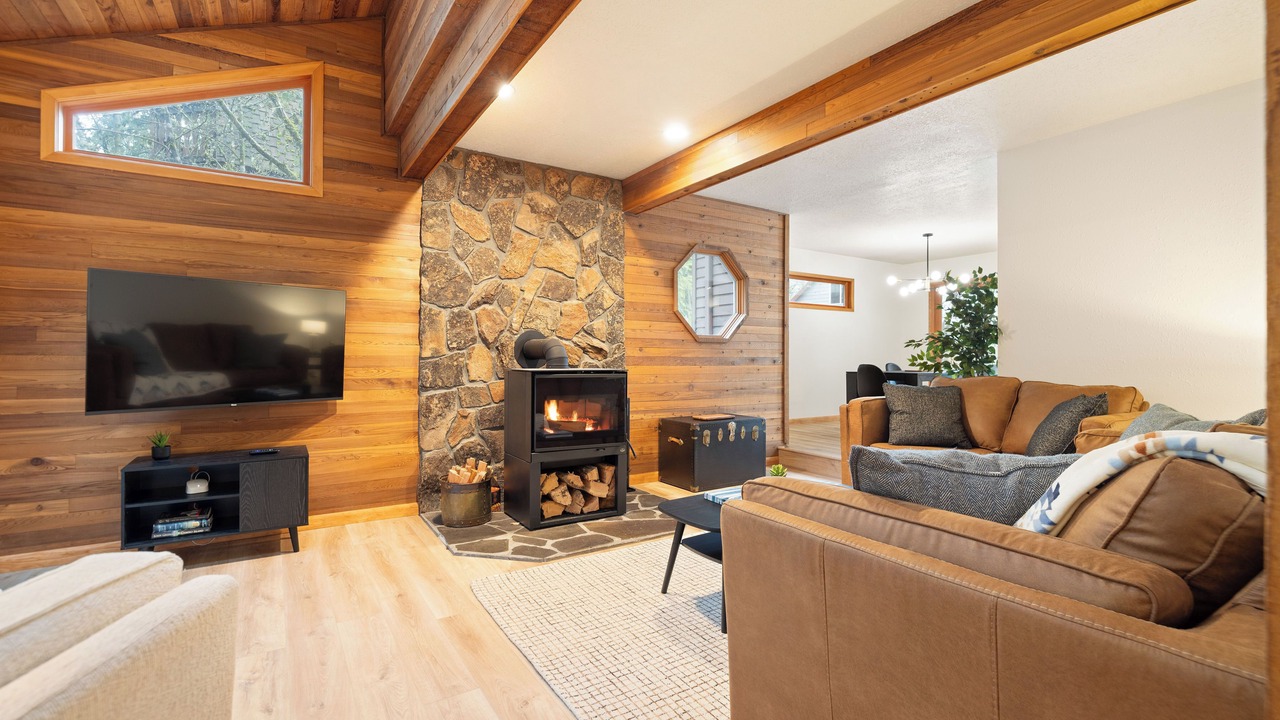 Photo of Livingroom in Mount Hood Village