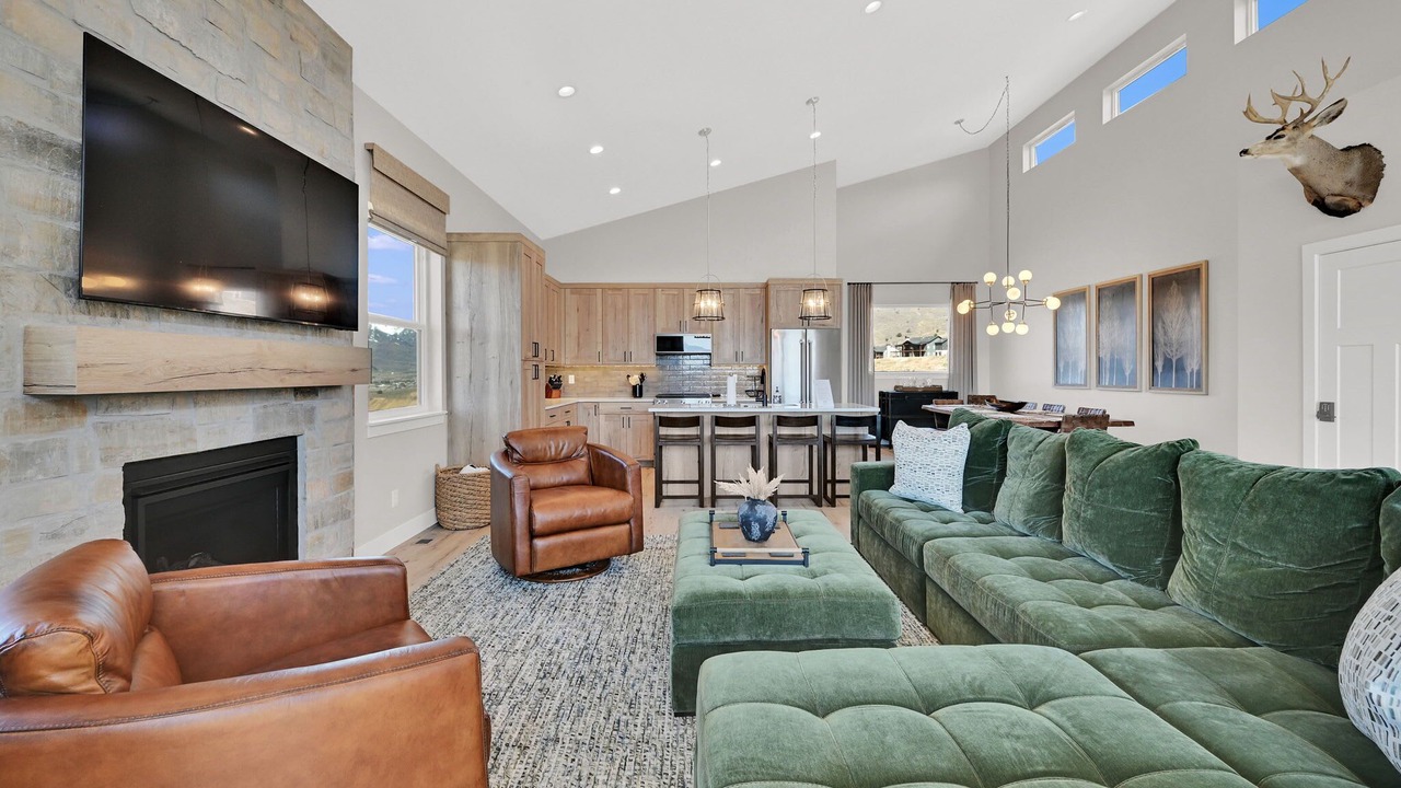 Photo of Livingroom in Wolf Creek