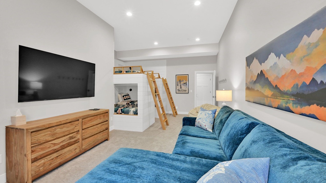 Photo of Livingroom in Wolf Creek
