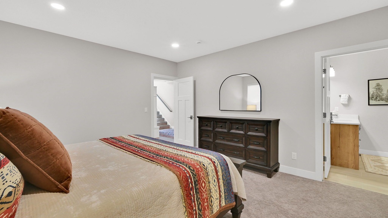 Photo of Bedroom in Wolf Creek