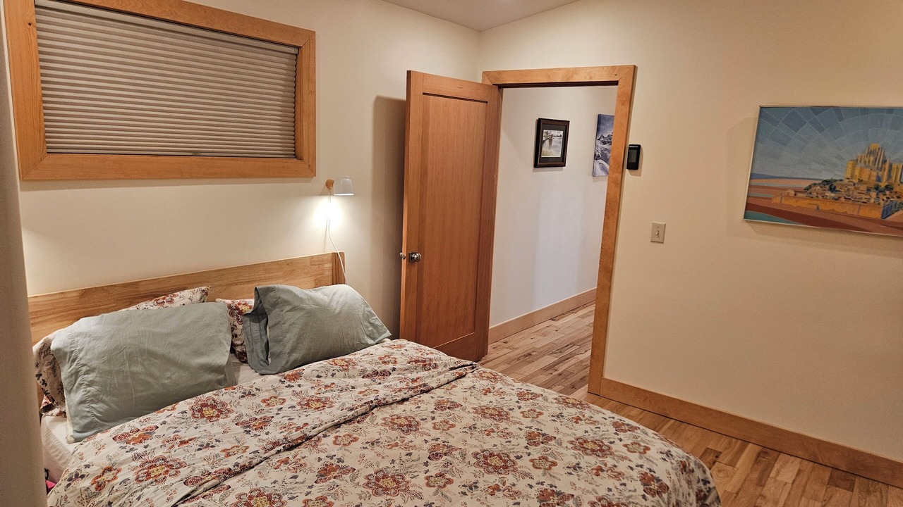 Photo of Bedroom in Cooke City-Silver Gate