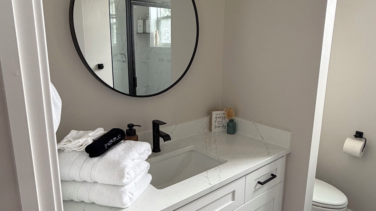 Photo of Bathroom in Sugar City