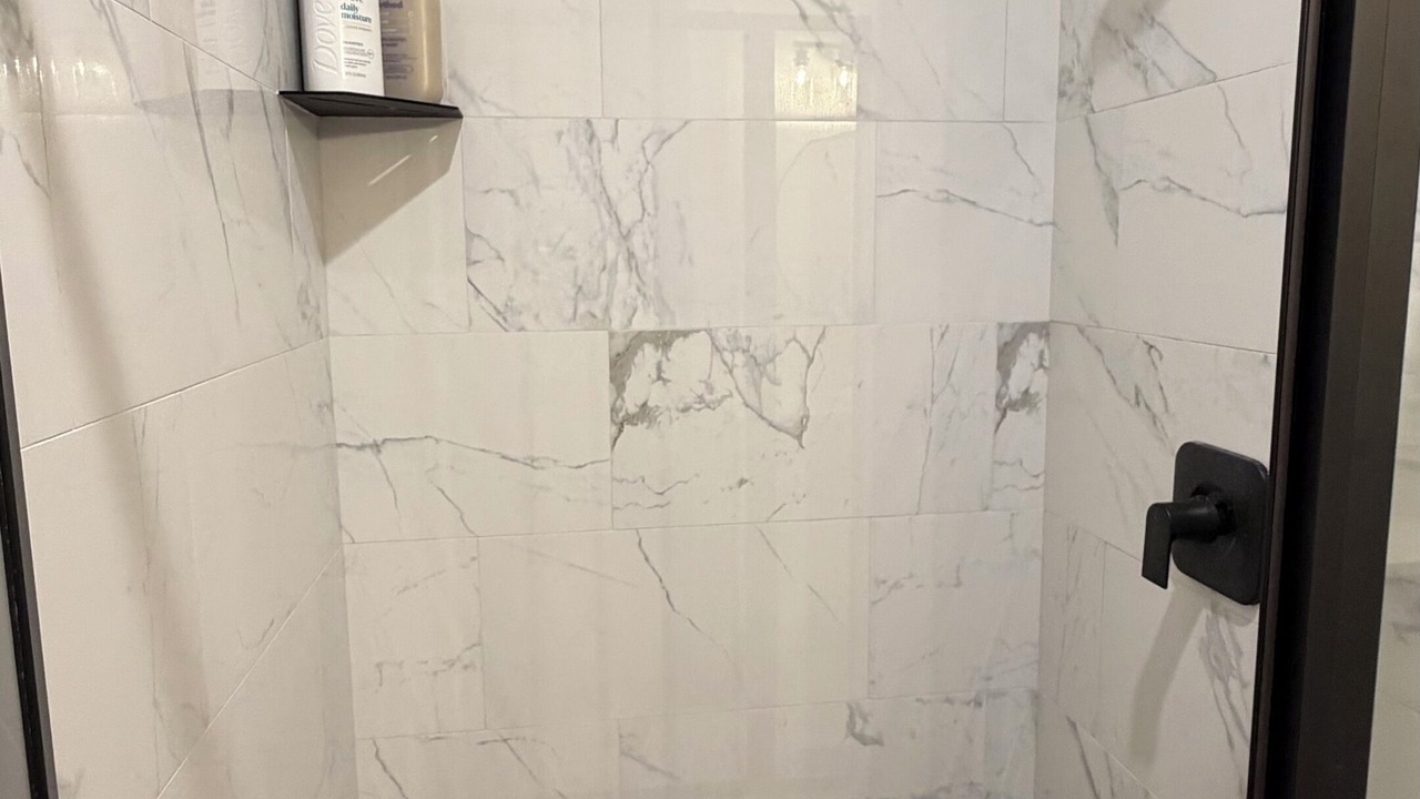 Photo of Bathroom in Sugar City