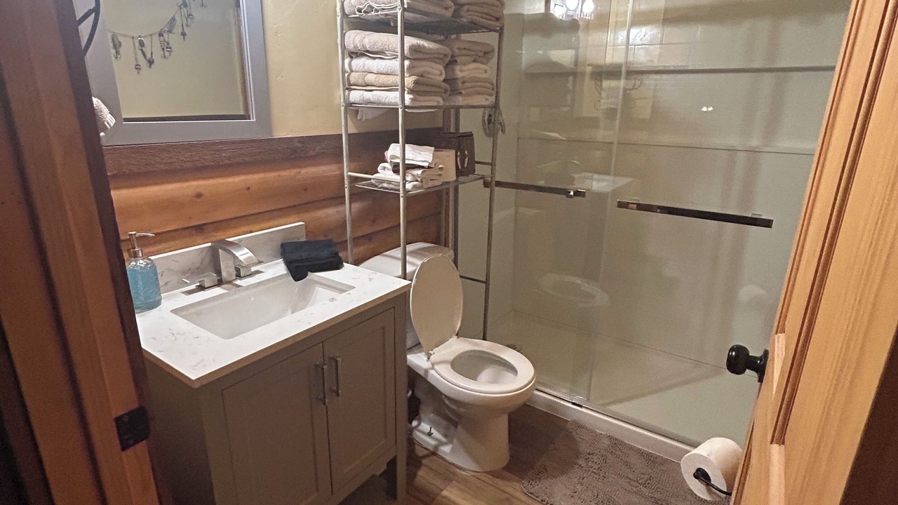 Photo of Bathroom in Garden Valley
