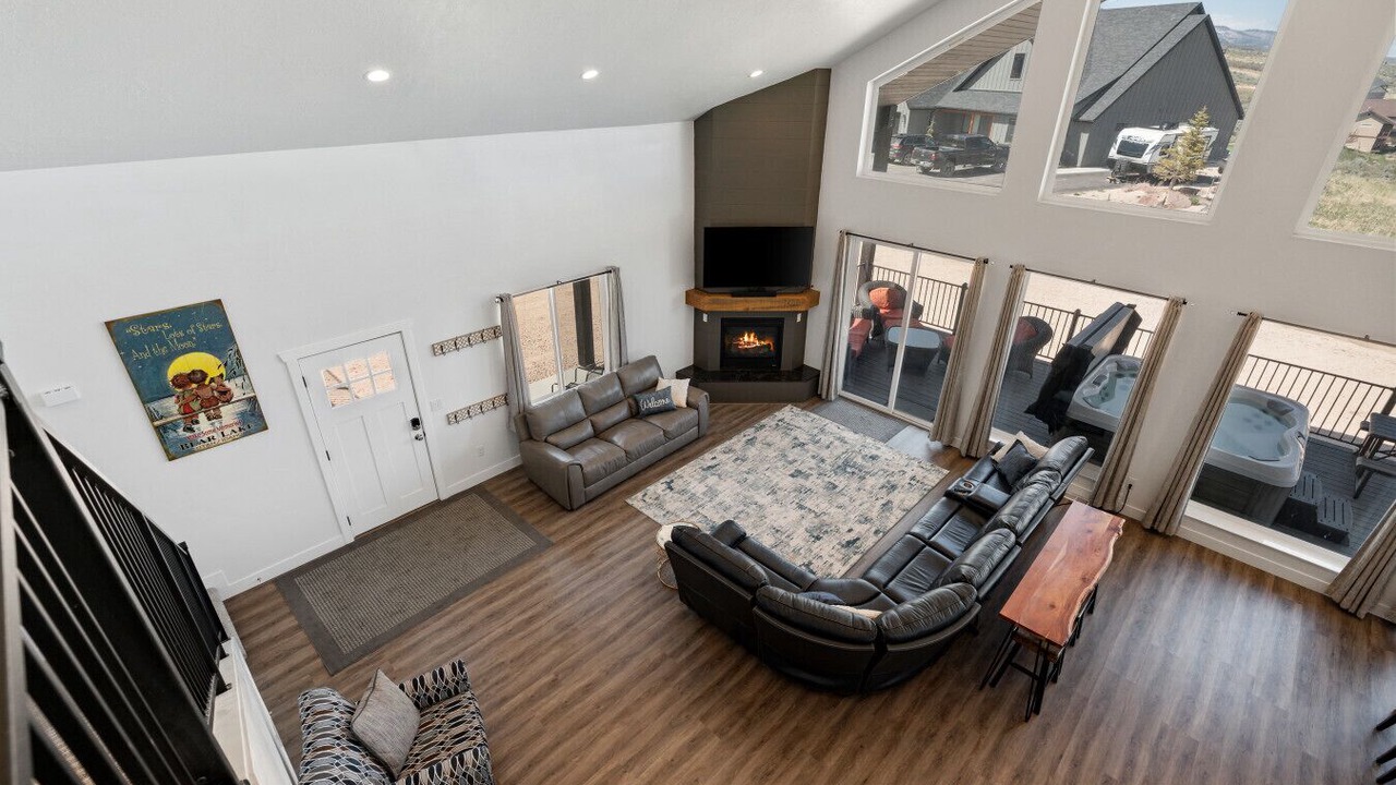 Photo of Livingroom in Sweetwater