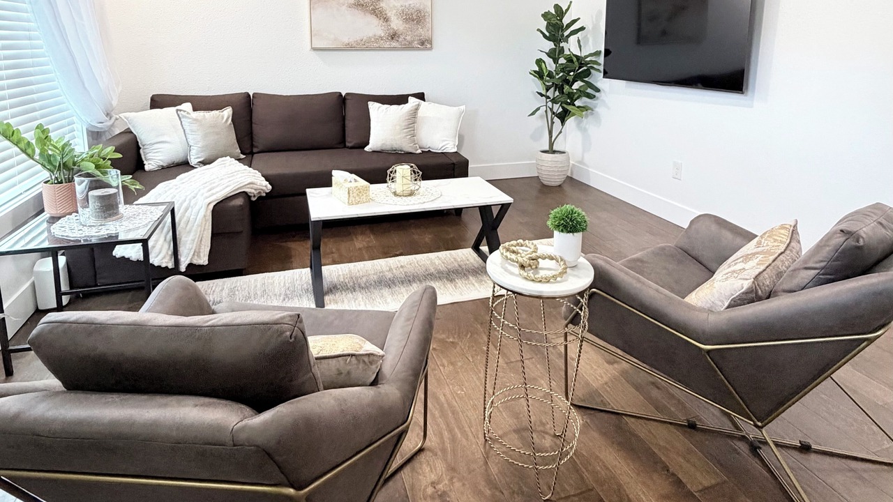 Photo of Livingroom in Hough