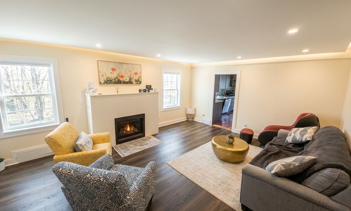 Photo of Livingroom in Bryn Mawr-Skyway