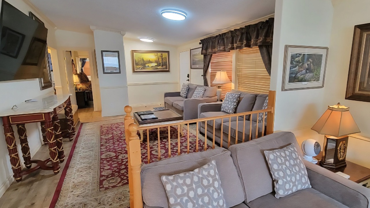 Photo of Livingroom in Gardiner
