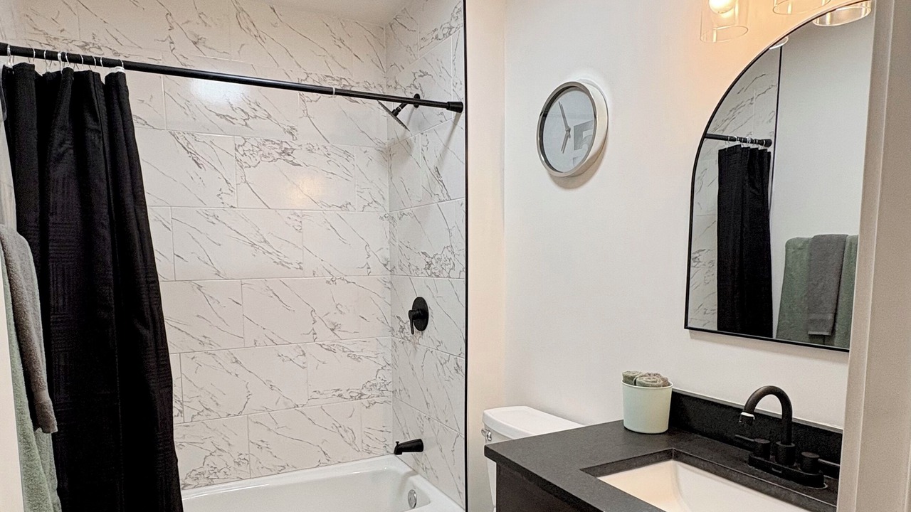 Photo of Bathroom in Poplar Grove