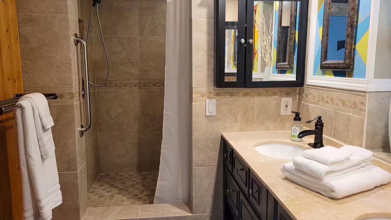 Photo of Bathroom in Bryn Mawr-Skyway