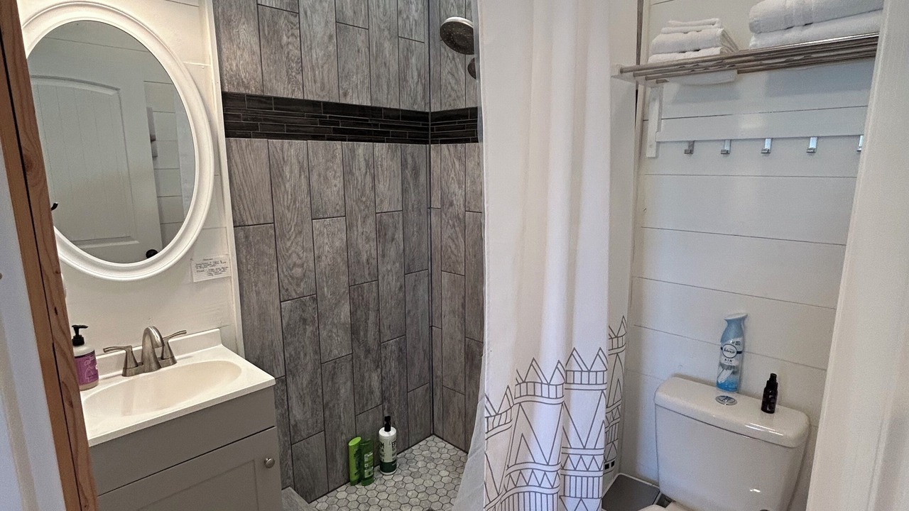 Photo of Bathroom in Custer County