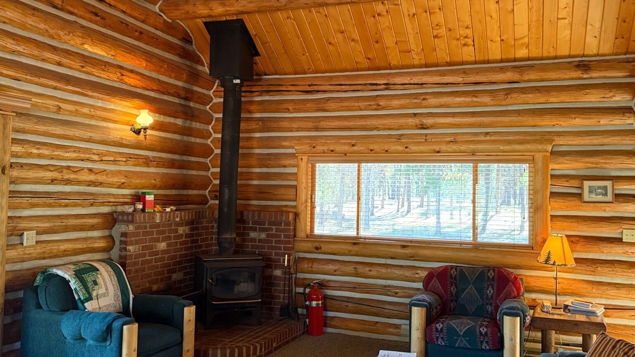 Photo of Livingroom in Darby