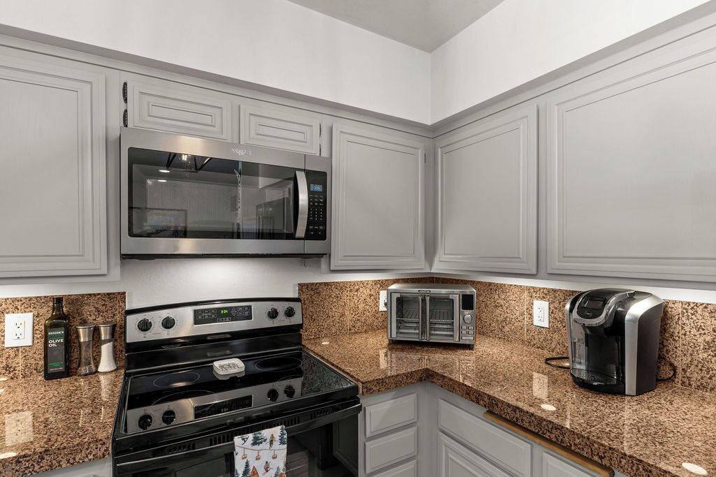 Photo of Kitchen in Elkhorn Village