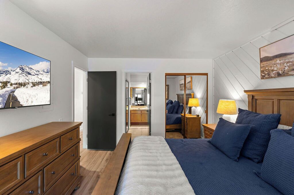 Photo of Bedroom in Elkhorn Village