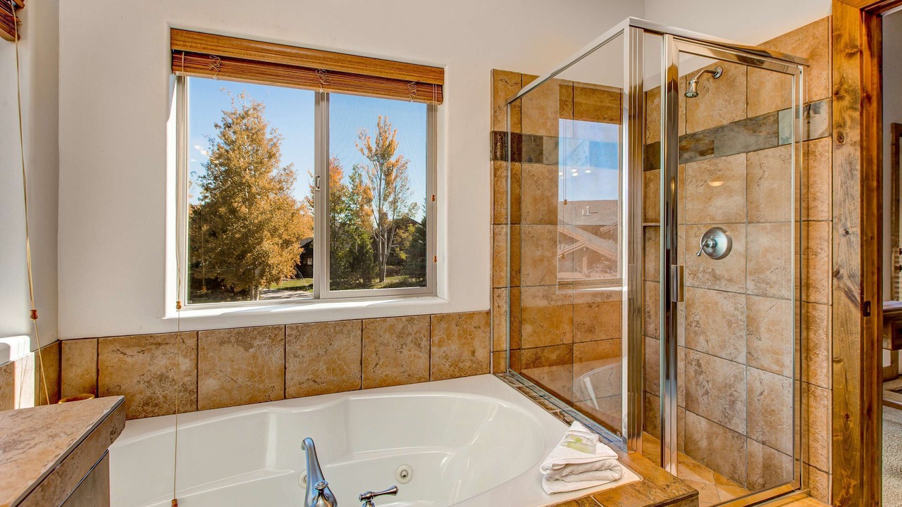 Photo of Bathroom in Pinebrook