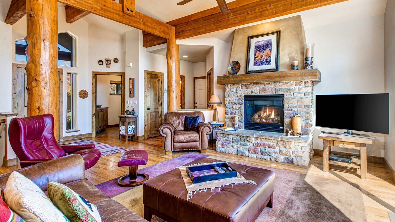 Photo of Livingroom in Pinebrook