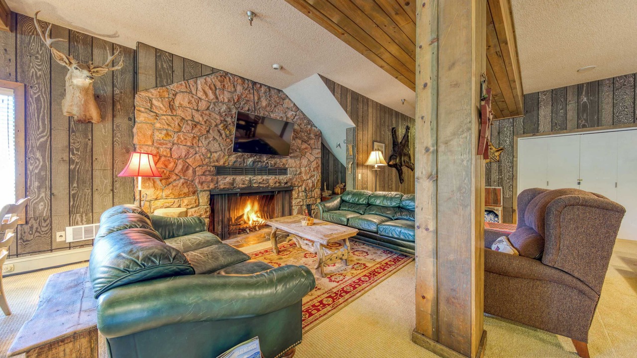 Photo of Livingroom in Government Camp