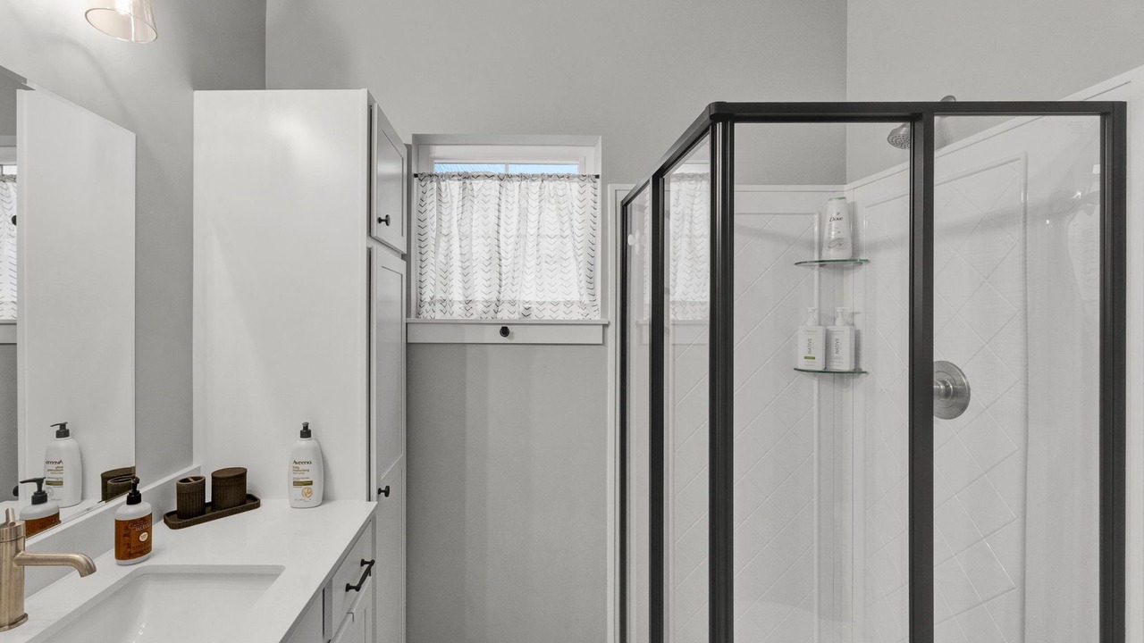 Photo of Bathroom in Riverfront