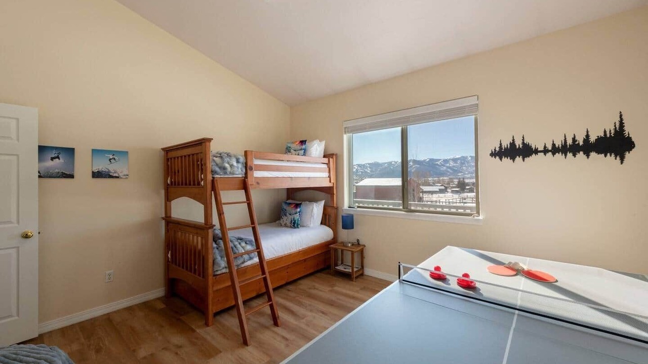Photo of Bedroom in North Snyderville Basin