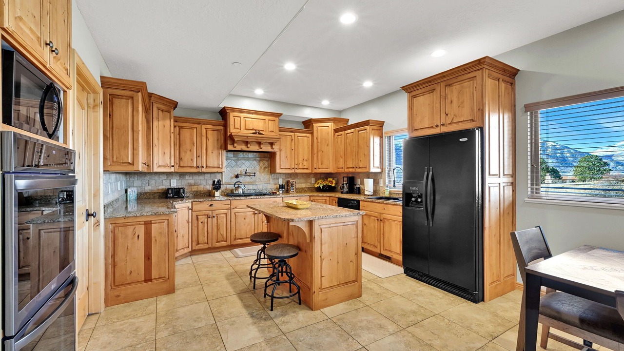 Photo of Kitchen in Wolf Creek