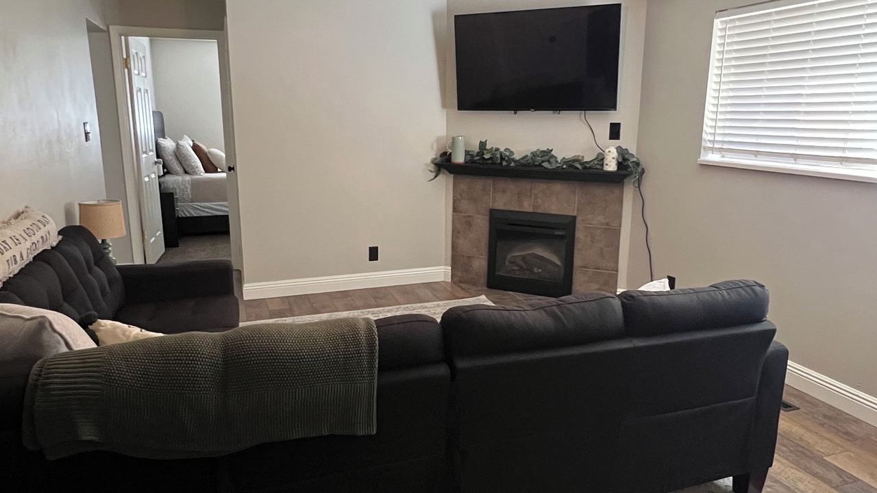 Photo of Livingroom in Logan