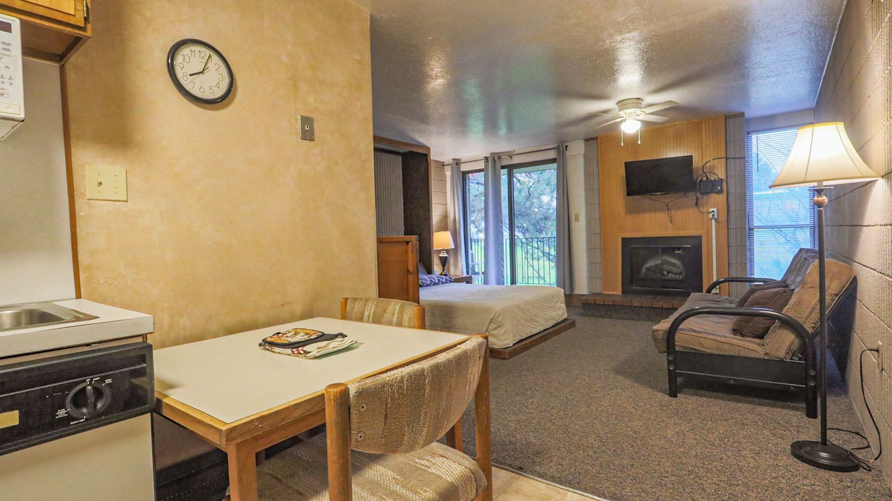 Photo of Bedroom in Lava Hot Springs