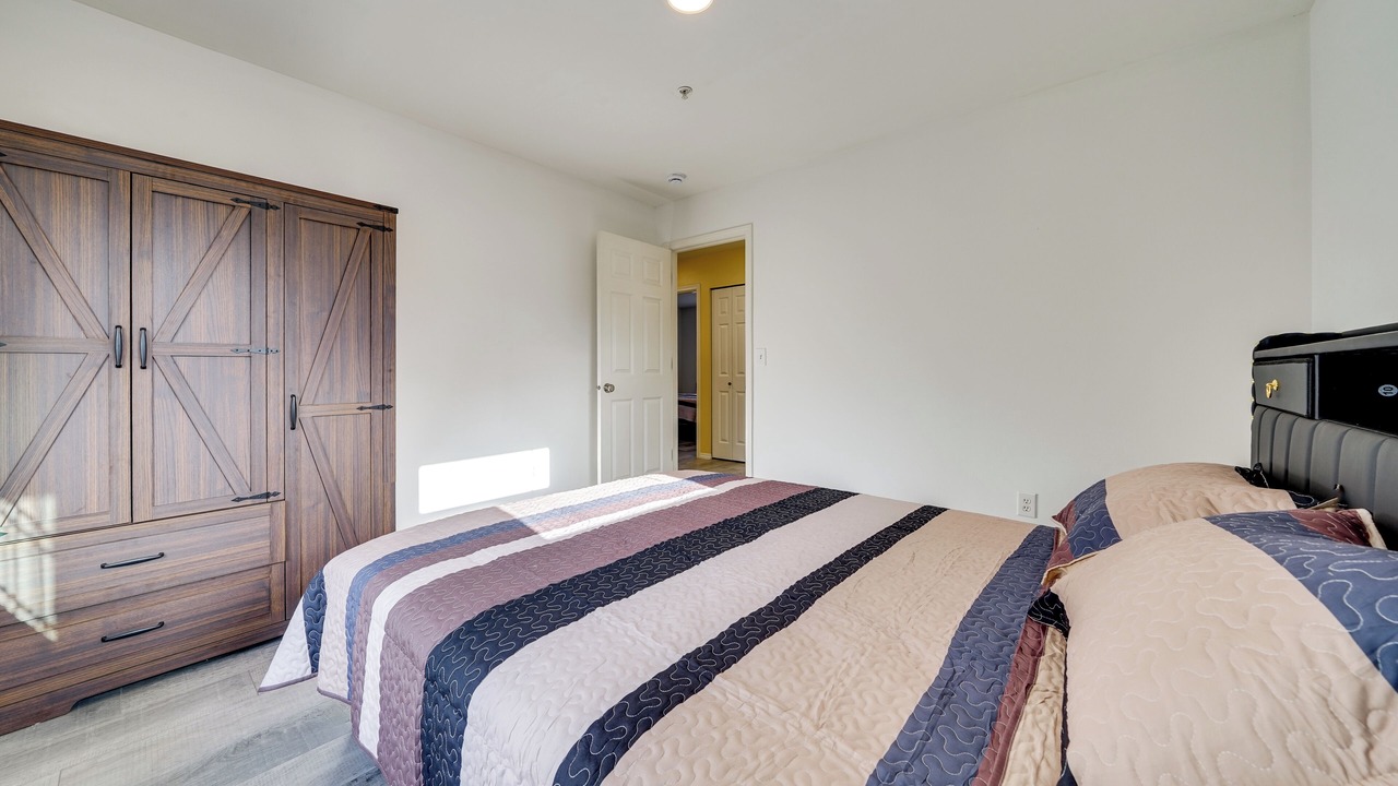 Photo of Bedroom in SeaTac