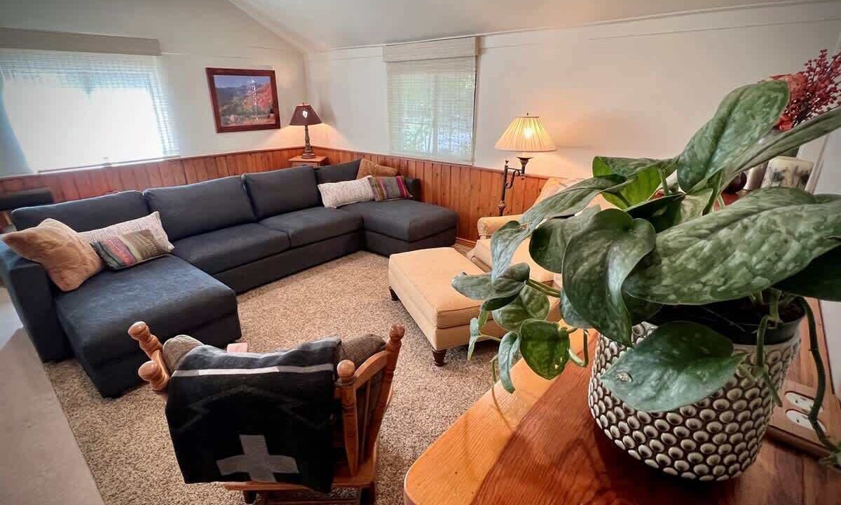 Photo of Livingroom in Snowbird