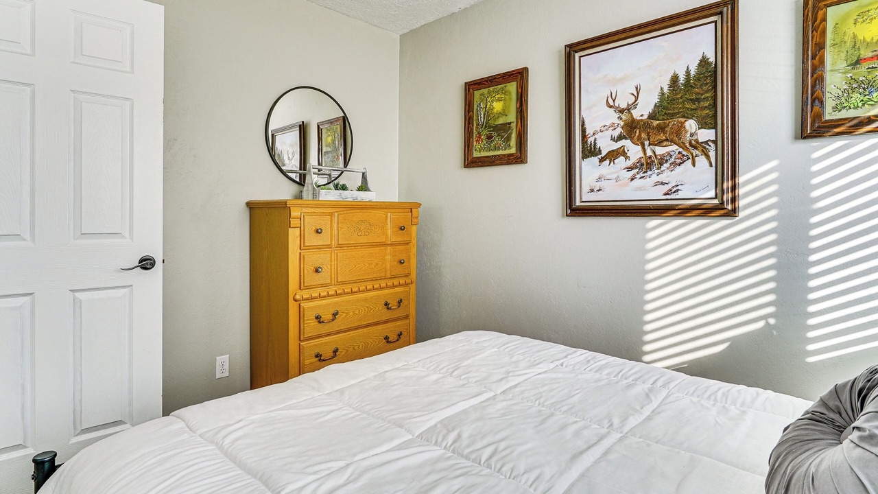 Photo of Bedroom in Taylorsville